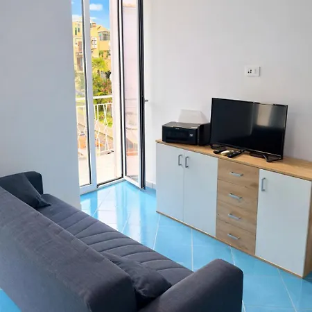 Casa Lucrezia - Bed & Breakfast 3*